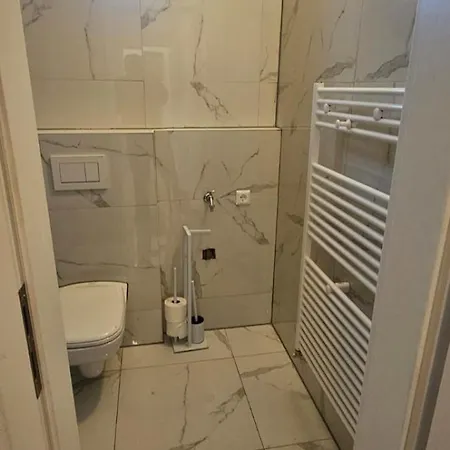 Neuewertige Mit Viel Platz In * 维斯贝格